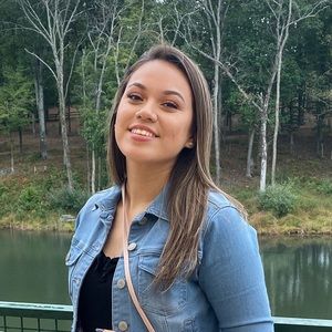 Meet your Posher, Stephani